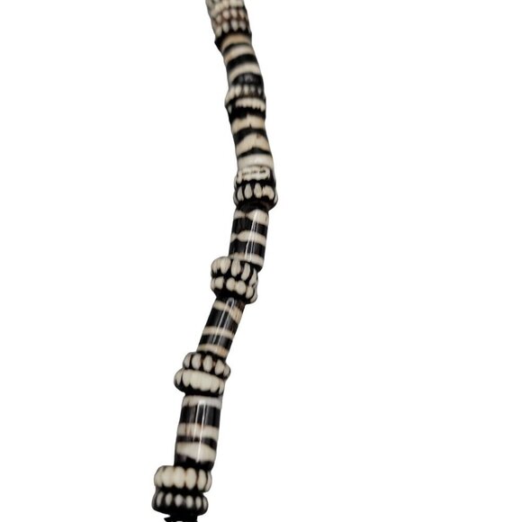 Chevron Zebra Striped Pendant Necklace 23" Tube & Disc Glass Beaded Chain VTG - Picture 8 of 8